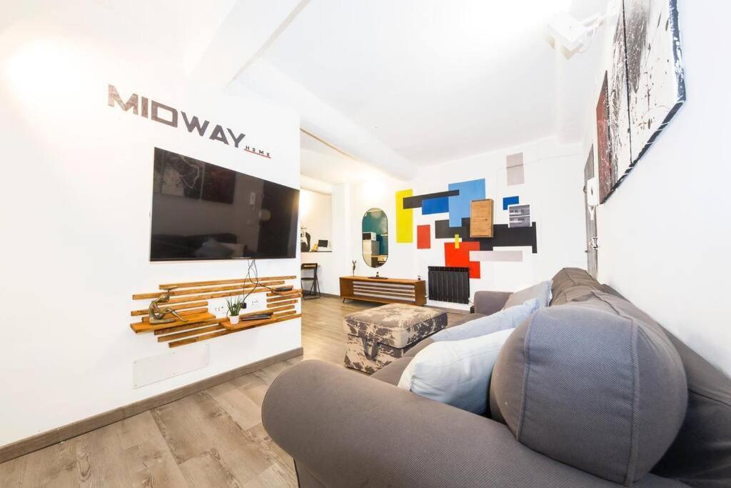 Midway Home, Nel Centro Storico Di Genova Екстер'єр фото